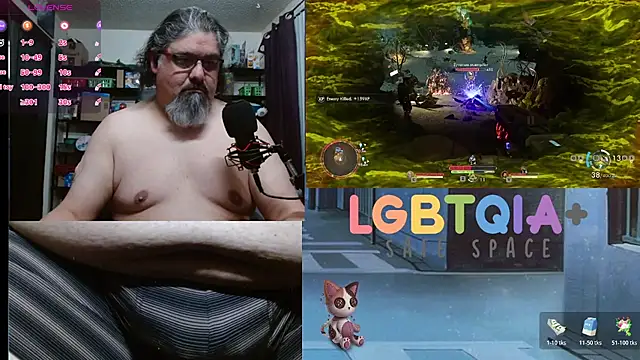 geekycastillo online show from November 29, 5:21 am