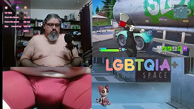 geekycastillo online show from December 1, 3:55 am