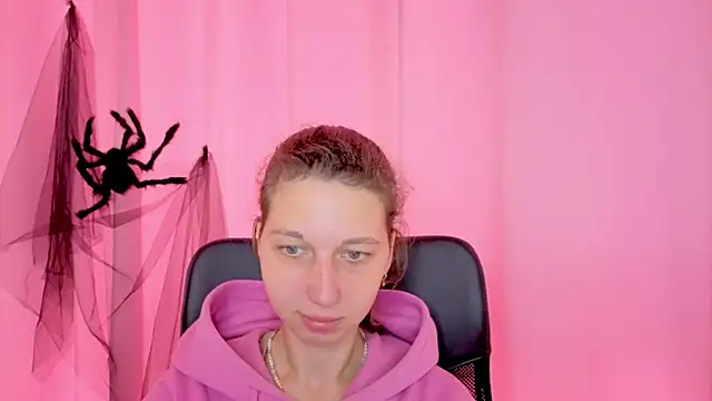 CuteEllii online show from November 13, 11:09 am