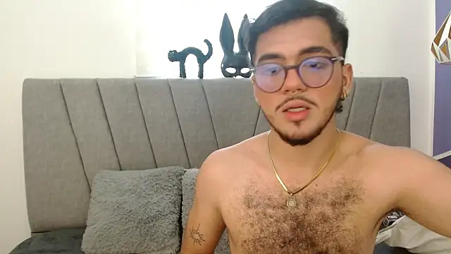 Zac Golden online show from November 22, 8:41 pm