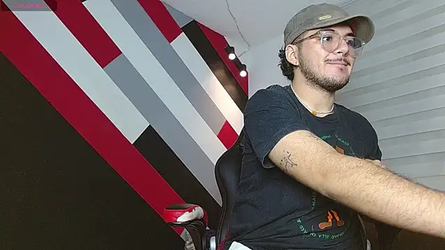 Zac Golden online show from July 5, 3:30 pm