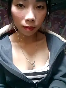 mekaka00 online show from December 5, 2:03 pm