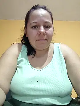 Snapshot of anays_dirtyshow chatting on February 15, 9:41 am anays dirtyshow online show from February 15, 9:41 am