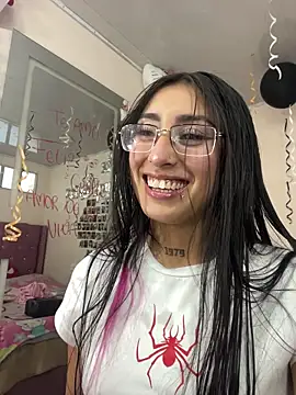 Violeet-Smith online show from January 9, 6:42 pm