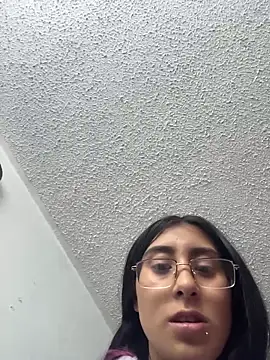 Violeet-Smith online show from February 5, 4:22 pm