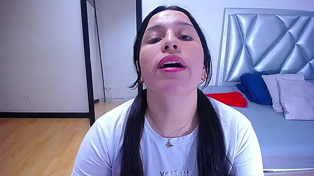 Snapshot of sexycum_dumpster chatting on November 10, 2:05 pm sexycum dumpster online show from November 10, 2:05 pm