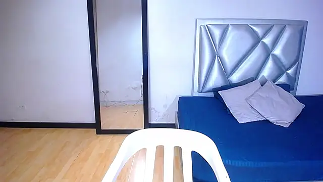 Snapshot of sexycum_dumpster chatting on November 21, 1:43 pm sexycum dumpster online show from November 21, 1:43 pm