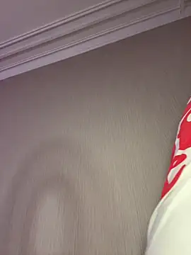 HugeBoobsAlice online show from December 21, 5:03 am