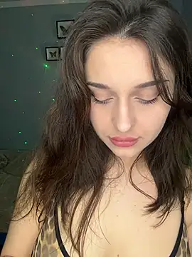 ScarletSi online show from March 11, 8:15 pm