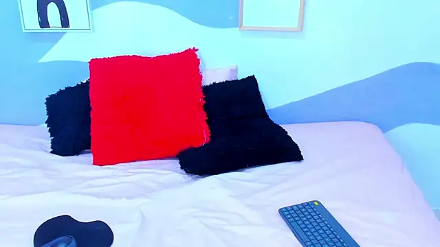 Snapshot of VIOLETA-28 chatting on November 26, 1:45 pm VIOLETA-28 online show from November 26, 1:45 pm