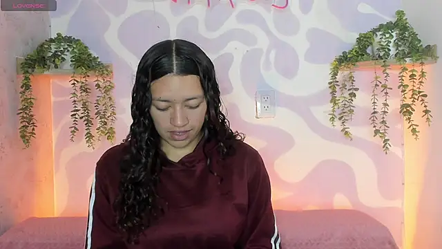 Snapshot of mia_scarlett7 chatting on July 27, 12:34 pm mia scarlett7 online show from July 27, 12:34 pm