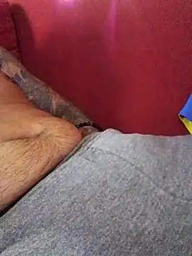 Luchyfeet online show from June 9, 6:52 pm