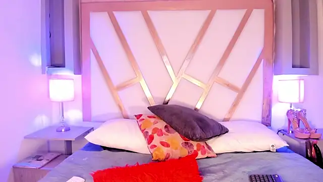 paulina ruiz 777 online show from January 7, 8:44 pm