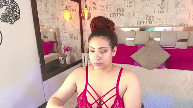 ROZZE MILA online show from April 30, 12:55 pm