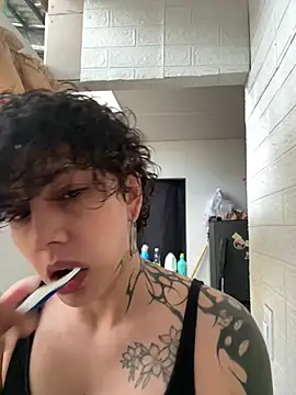 Snapshot of Abby_Evanns1 chatting on June 9, 2:17 pm Abby Evanns1 online show from June 9, 2:17 pm