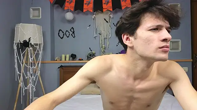 Snapshot of elvano_et chatting on October 31, 6:58 am elvano et online show from October 31, 6:58 am