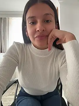 Snapshot of Talia_Bonet chatting on July 21, 2:30 pm Talia Bonet online show from July 21, 2:30 pm