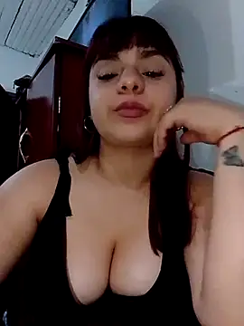 Tizi 04 online show from November 7, 10:54 pm