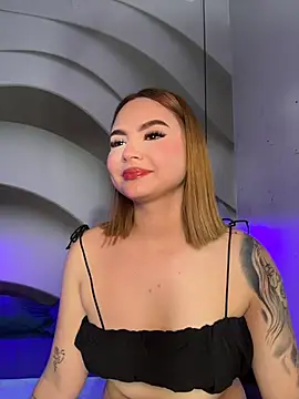 Snapshot of Beella1_ chatting on July 4, 3:40 pm Beella1 online show from July 4, 3:40 pm