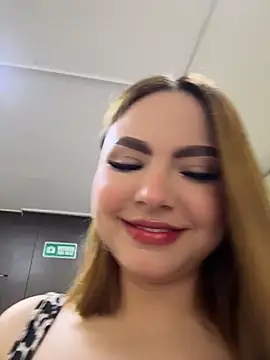 Snapshot of Beella1_ chatting on July 27, 1:18 pm Beella1 online show from July 27, 1:18 pm