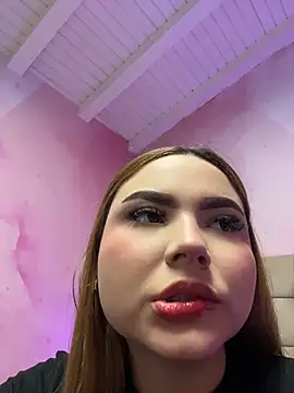 Snapshot of Beella1_ chatting on July 30, 2:05 pm Beella1 online show from July 30, 2:05 pm