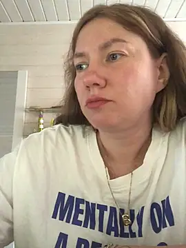 Snapshot of Kiti_hot_baby chatting on August 5, 9:34 am Kiti hot baby online show from August 5, 9:34 am
