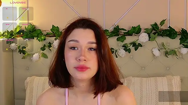 KoriPaul online show from May 1, 5:12 am