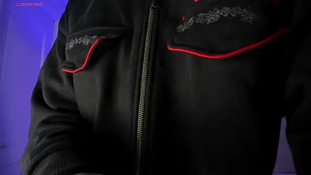 ApoloRicci online show from March 4, 9:21 pm