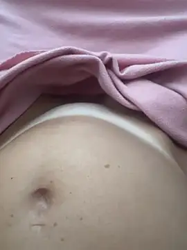 Snapshot of Rubia_divina7 chatting on July 19, 8:51 am Rubia divina7 online show from July 19, 8:51 am