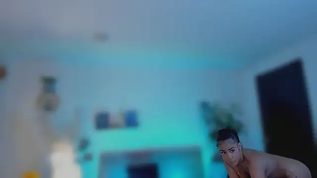 YariRose online show from July 2, 3:40 pm