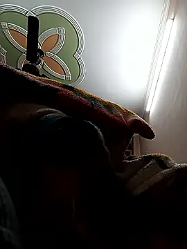 Virgin18year old online show from December 22, 3:47 am