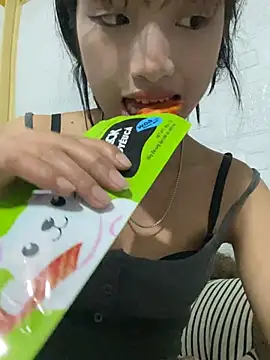 Snapshot of 2k7-sex chatting on March 7, 12:02 pm 2k7-sex online show from March 7, 12:02 pm