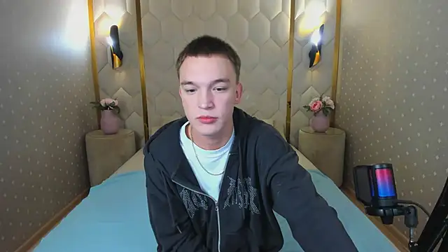 Derek Banville online show from November 11, 1:11 pm