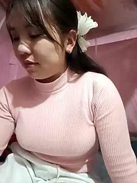 -Lanaa- online show from February 19, 7:04 am