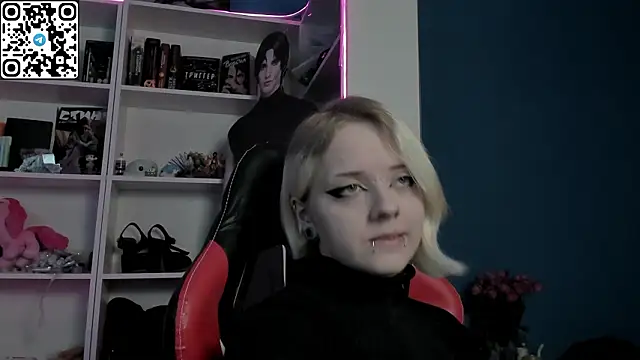 Holy Mistress S online show from February 14, 11:29 am