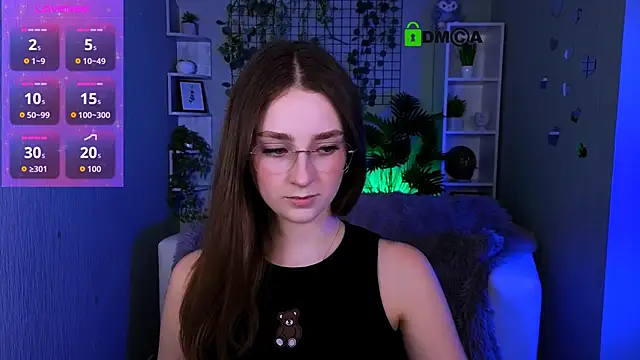 Snapshot of alisabliss chatting on June 15, 9:33 am alisabliss online show from June 15, 9:33 am