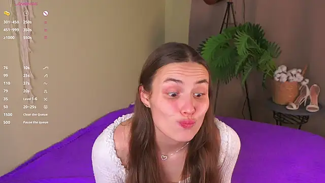 LeonoraWoods online show from November 30, 5:11 am