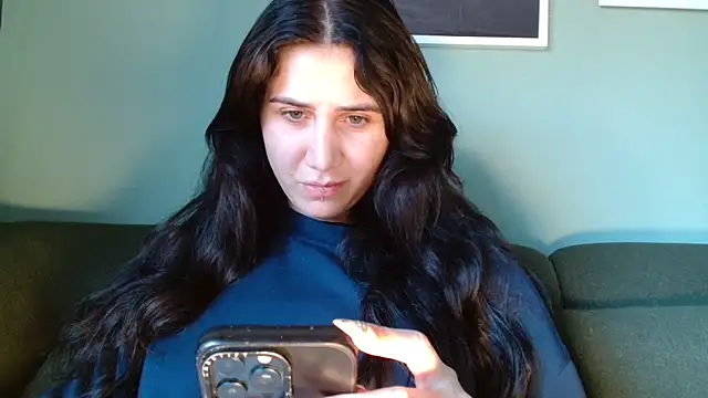 Snapshot of urgodscarlett chatting on October 22, 3:12 pm urgodscarlett online show from October 22, 3:12 pm