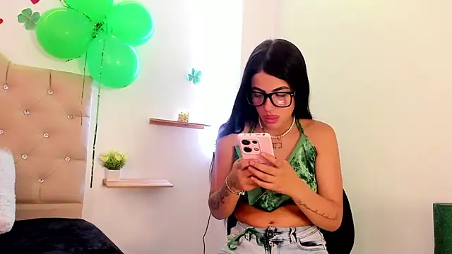 eimyy rouse online show from March 17, 8:45 pm