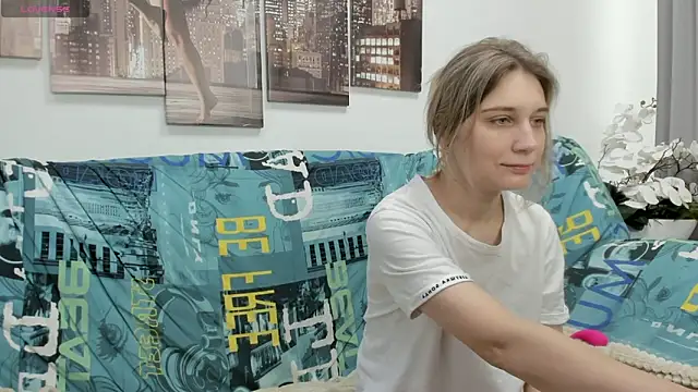 Tenderly Sophie online show from December 19, 1:12 am