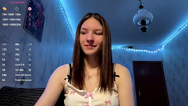 Beauty miIa online show from December 19, 2:46 pm