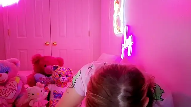daddysprincess731 online show from April 29, 12:16 am