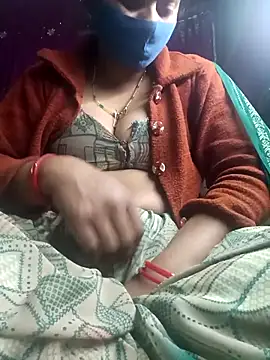 Snapshot of QRESABABY chatting on February 1, 11:47 pm QRESABABY online show from February 1, 11:47 pm