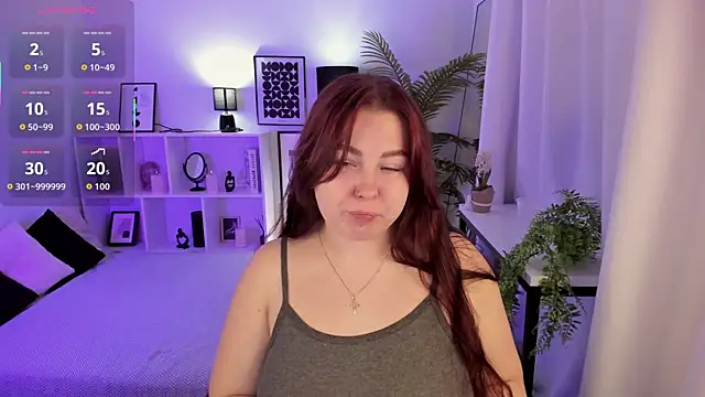 Snapshot of EffyBlush chatting on November 4, 1:43 pm EffyBlush online show from November 4, 1:43 pm