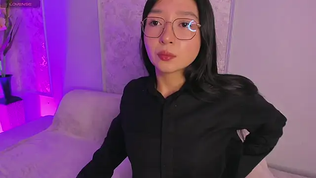 sydney miller  online show from June 7, 12:04 am