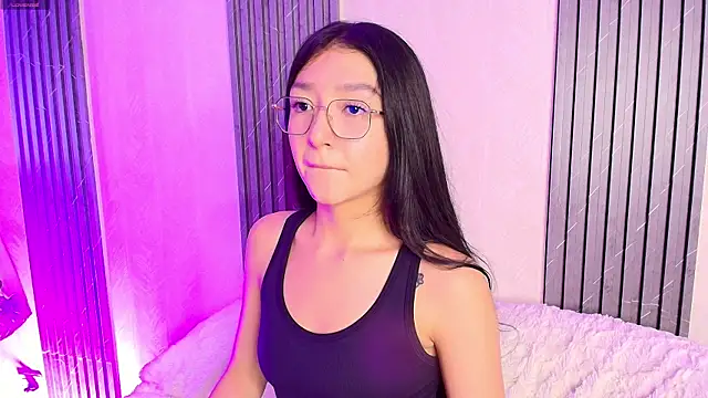 sydney miller  online show from June 30, 12:11 am