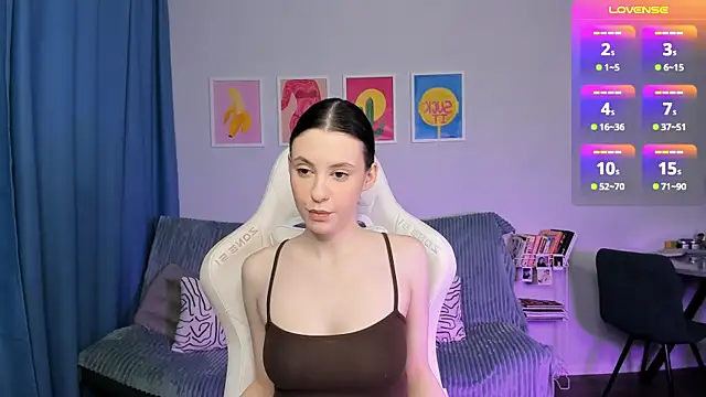 Baby Annabelle online show from November 14, 8:18 pm