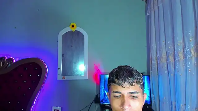 boyswantingplay online show from March 7, 9:23 pm