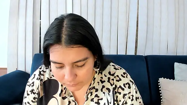 kendra crow online show from December 22, 12:24 pm