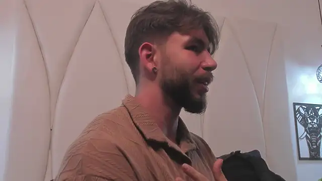 Snapshot of JACKSON_STIFLER chatting on January 8, 9:28 pm JACKSON STIFLER online show from January 8, 9:28 pm